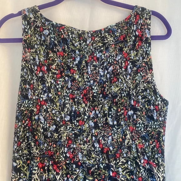 J .jill Wearever Women's Smocked Floral Tank Dress Size M Multicolor Knee Length - Picture 5 of 7